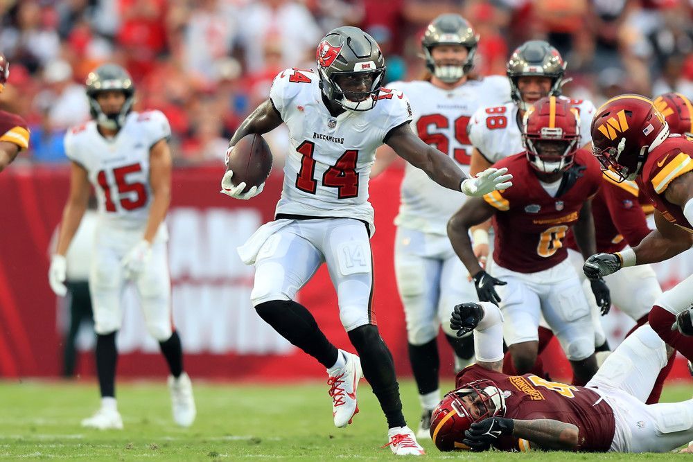 FantasyPtsData's tweet image. These WRs crush matchups against two-high looks!
Top 2024 WRs by YPRR vs. Two-High:
1. Chris Godwin (2.87)
2. Christian Watson (2.69)
3. Marvin Mims (2.67)
4. George Kittle (1.67)
5. Cooper Kupp (2.59)