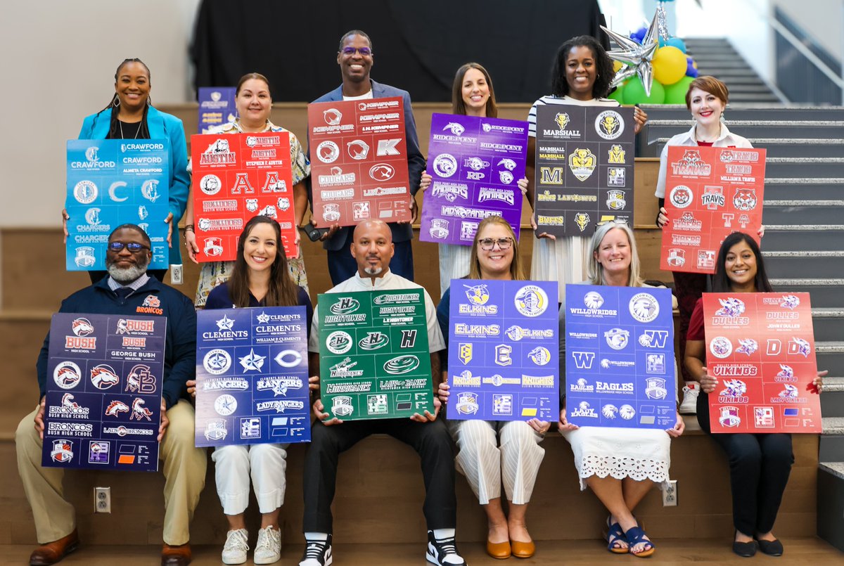FortBendISD's tweet image. Day 2 of the FBISD Breakthrough Leadership Summit turned up the volume on leadership! 🔊
Campus and district leaders came together at Crawford HS for a powerful day of collaboration, connection, and growth. From high-impact breakout sessions to focused division planning, our…