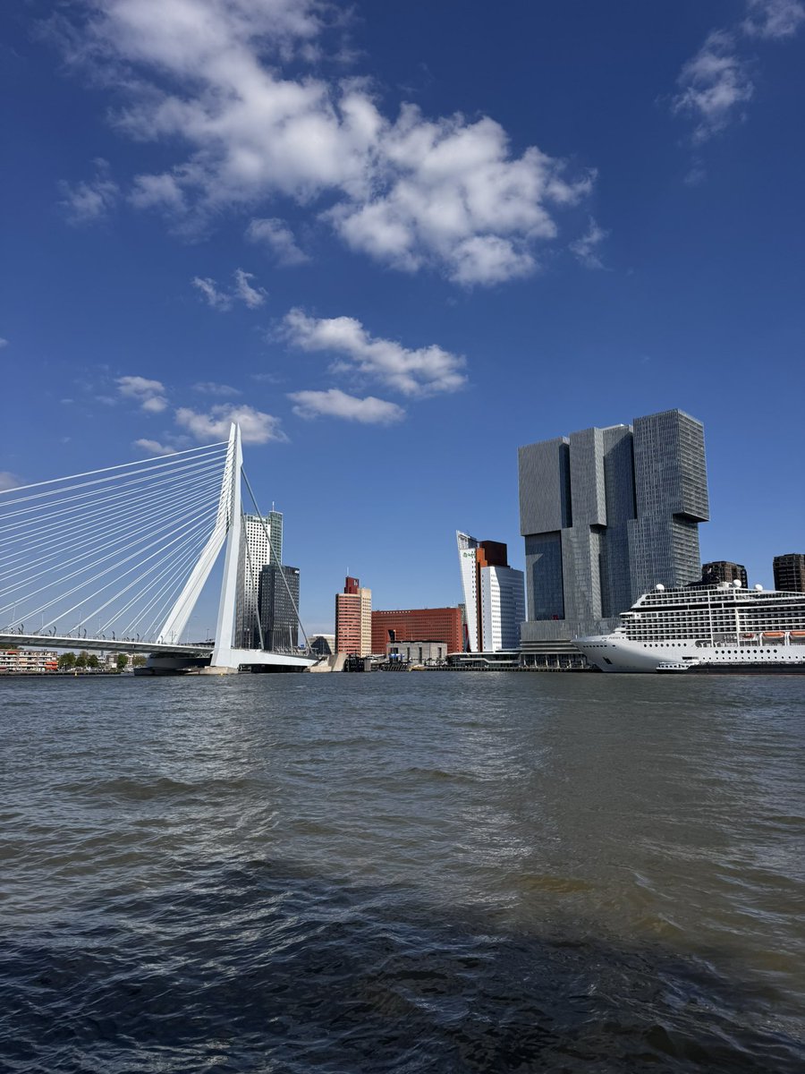 burakevren61's tweet photo. #Rotterdam #brige #photo https://t.co/CqVR8xc7vr