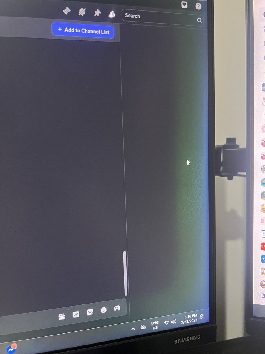 0xMattmatt's tweet image. My worst fears have been realized
MY MONITOR HAS SCREEN BLEEDSSSSSS