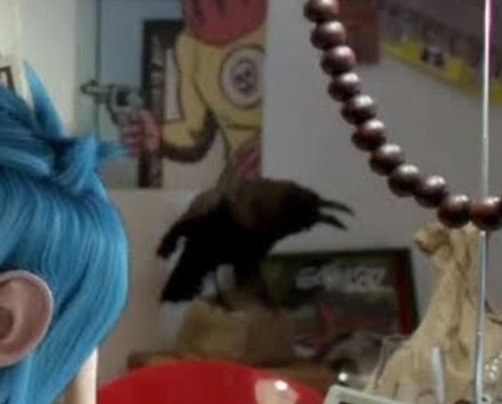 RhinestoneDemi's tweet image. I like to think that Russel stuffed Cortez for Murdoc so he could keep his beloved raven close