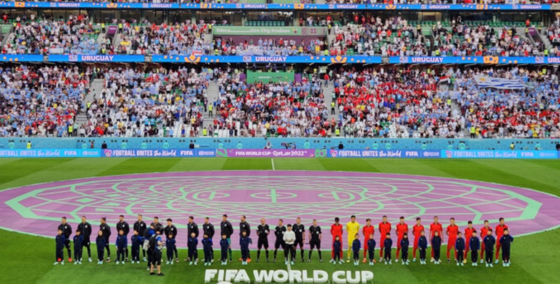 MichaelEMann's tweet image. “Extreme Heat Threatens 2026 World Cup, Scientists Warn" | Article by Alessandro Camillo for @impakterdotcom:
impakter.com/extreme-weathe…