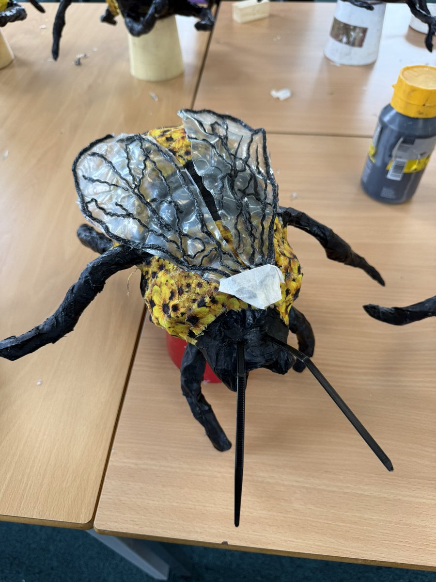 RockinghamJI's tweet image. A wonderful morning seeing our incredible artwork come to life with the beautiful wings. We are so excited for our installation over the summer holiday. A huge thank you Angie we have enjoyed every second and learnt so many new skills. 🐝