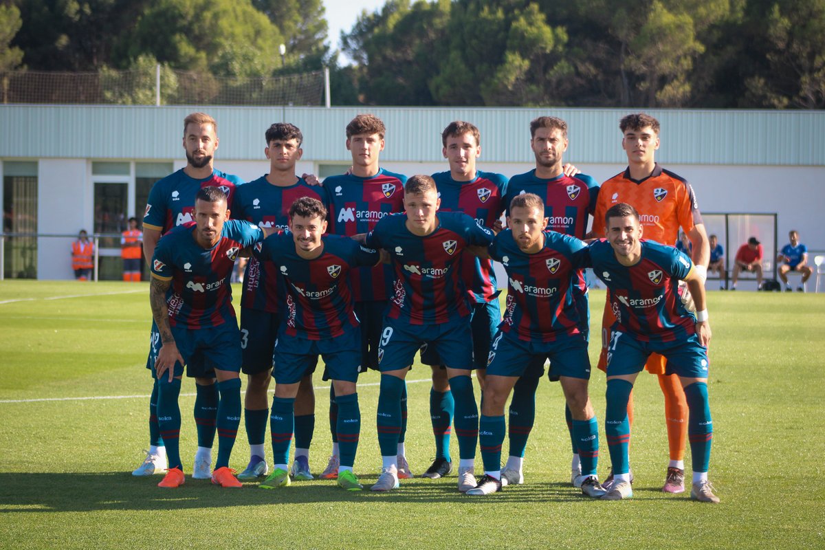 SD Huesca tweet media