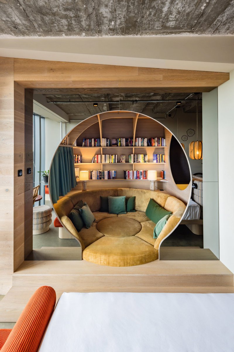 dezeen's tweet image. Studio Aisslinger revamps Berlin hotel in city's "signature improvised style":
dezeen.com/2025/07/23/stu…