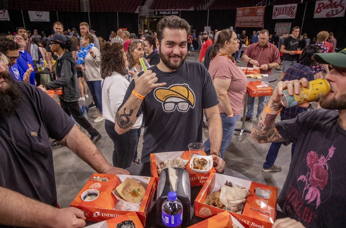 INTRUSTarena's tweet image. 𝗪𝗜𝗡𝗚 𝗪𝗘𝗗𝗡𝗘𝗦𝗗𝗔𝗬: Who has the best wings in Wichita? 🍗 Find out at Wingapalooza Wichita on August 9! From sweet to savory, come try them all! 🤤
Tickets >>> selectaseat.com/wingapalooza