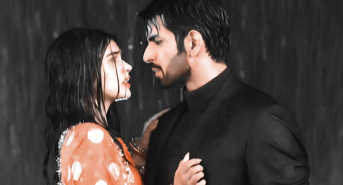 LOVEBUNNYMYEON's tweet photo. The close proximity between them speaks a lot about their journey.. They aren't awkward to touch each other or hold each other.. Both understand the HAQ they have over each other and they rightfully use that too.. They aren't uncomfortable anymore..

#KumkumBhagya #PraShiv https://t.co/uSXYxbjxh8