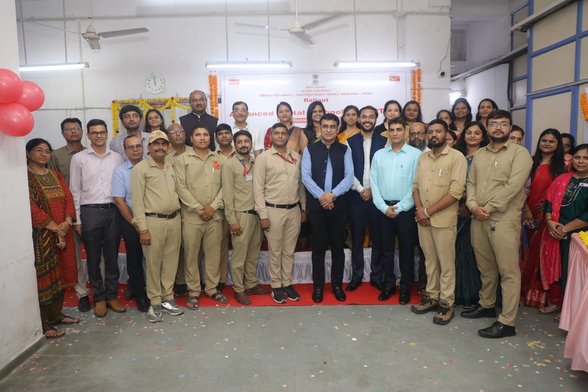 kkyadava's tweet image. आईटी मॉडर्नाइजेशन प्रोजेक्ट के तहत एडवांस्ड पोस्टल टेक्नोलॉजी APT 2.0 का अहमदाबाद में शुभारंभ किया।इसका ध्येय डाक सेवाओं का आधुनिकीकरण, दक्षता,पारदर्शिता व अंतिम छोर तक बेहतर सेवा प्रदान करना है।

#IndiaPost #KrishnaKumarYadav #PostmasterGeneral #Ahmedabad #Gujarat #DigitalIndia