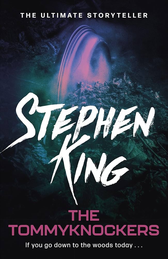 iandixon72's tweet image. Today's book mail. A couple of @StephenKing
1) Stephen King - The Green Mile pt1
2) Stephen King - The Tommyknockers