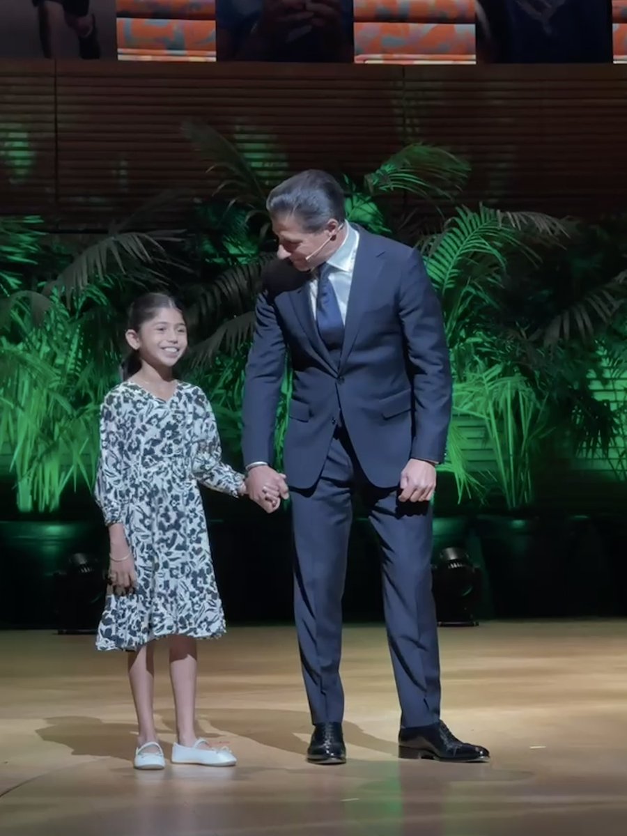 LAUSDSup's tweet image. Revisiting a favorite moment from yesterday’s opening of schools address at Disney Hall. Gia’s personality, confidence, and voice moved everyone to tears of happiness. What was your standout moment? @laschools
