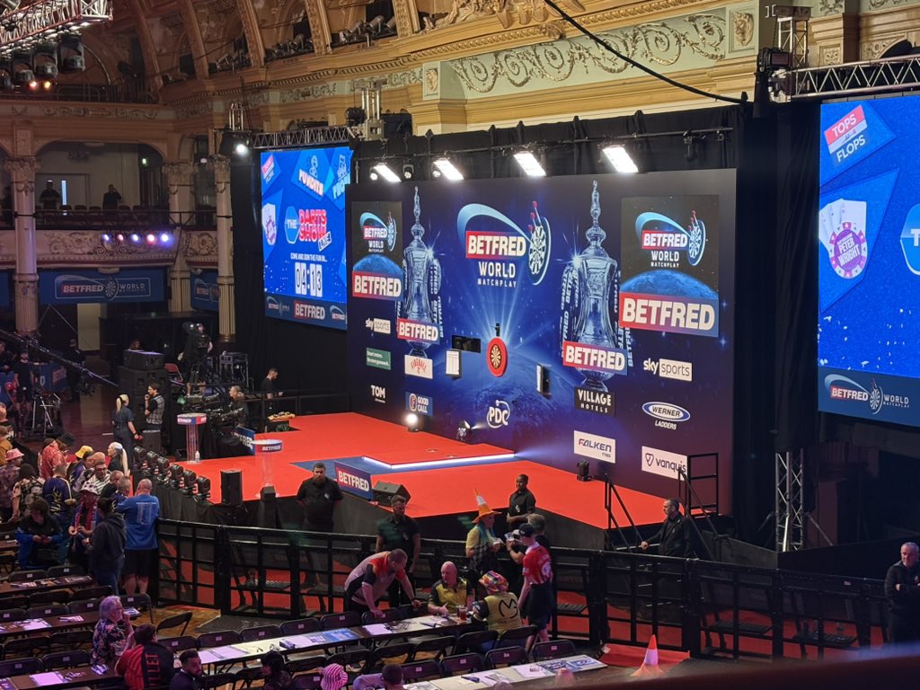 I can’t believe I’m at the darts