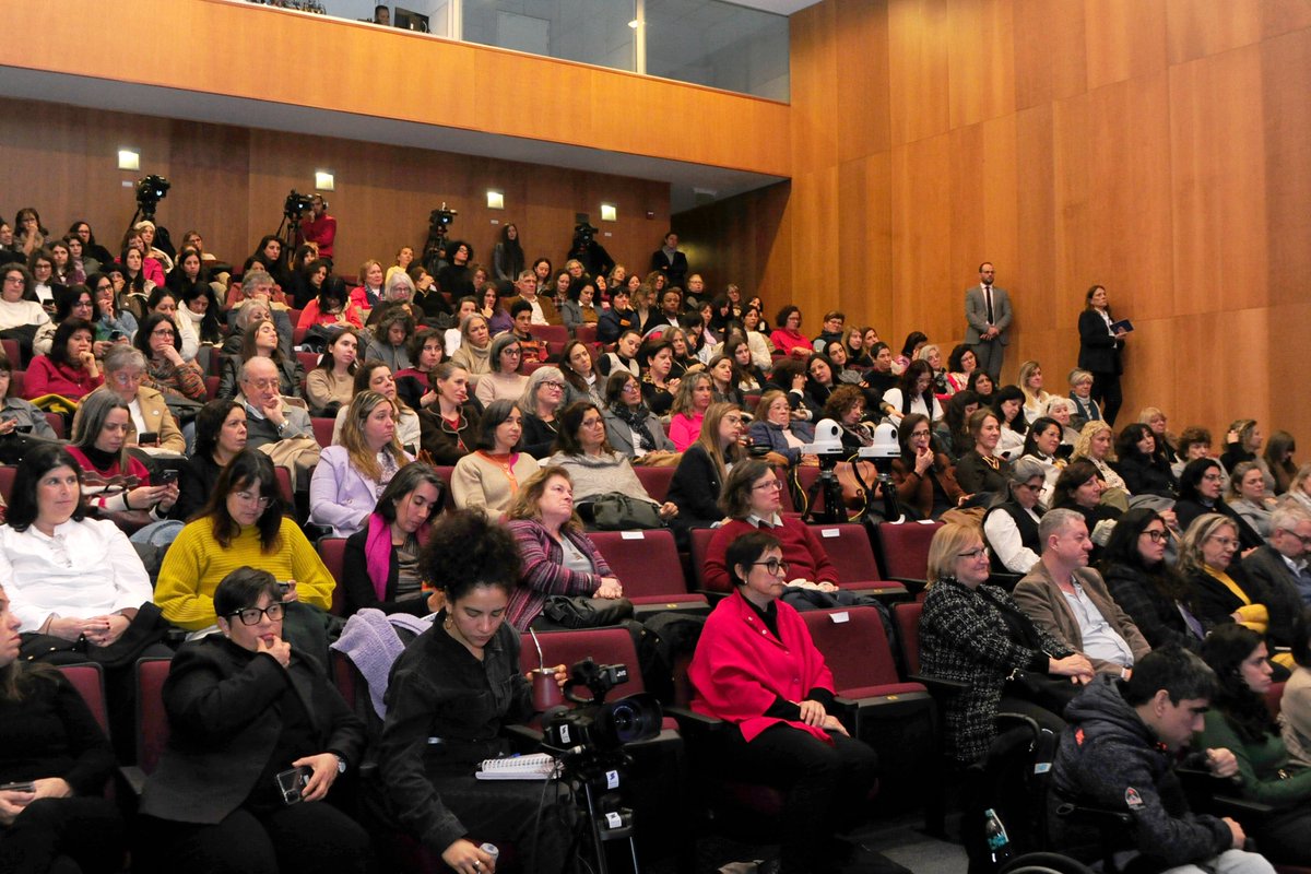 inacoop's tweet image. En la mañana de hoy, la directora de Inacoop @MarisolFUy participó de la actividad de reinstalación del Consejo Nacional de Género en Torre Ejecutiva.
Inacoop integra este ámbito y aporta, junto a demás organismos y ministerios, al proceso de incorporación del enfoque de género…