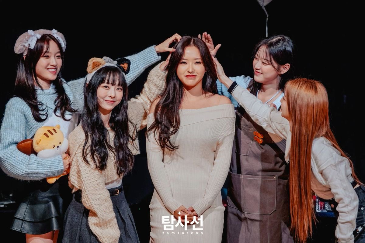 🥐 (@looblepicbot) on Twitter photo 