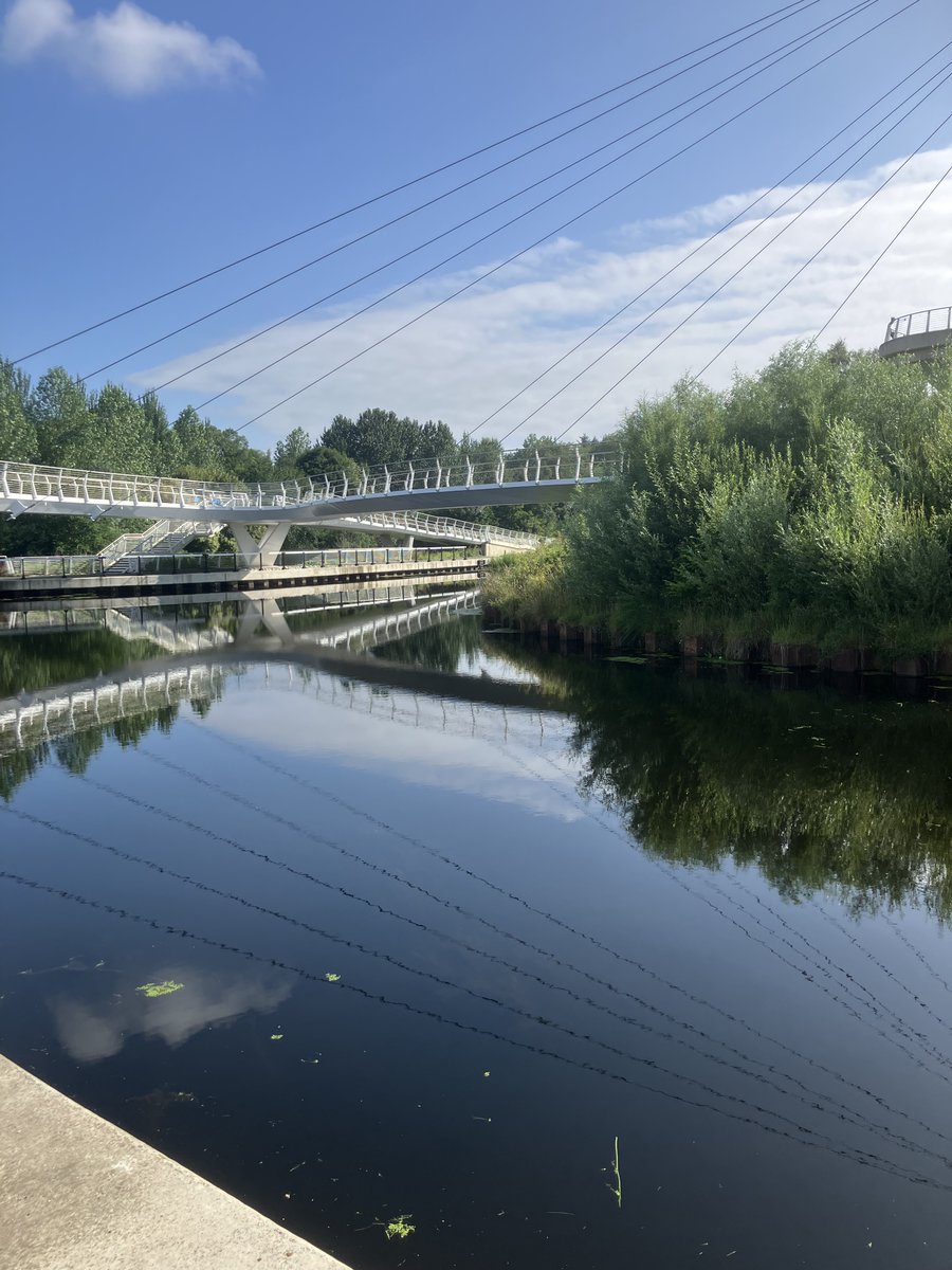 Day 4: 17.5 miles!  Bearsden Roman baths to Auchinstarry Marina l.  Weather wonderful. Last day tomorrow.  Carers UK have done brilliant work advocating for carers recently over risks to their benefits- a lot more to be done
justgiving.com/user-account/f…