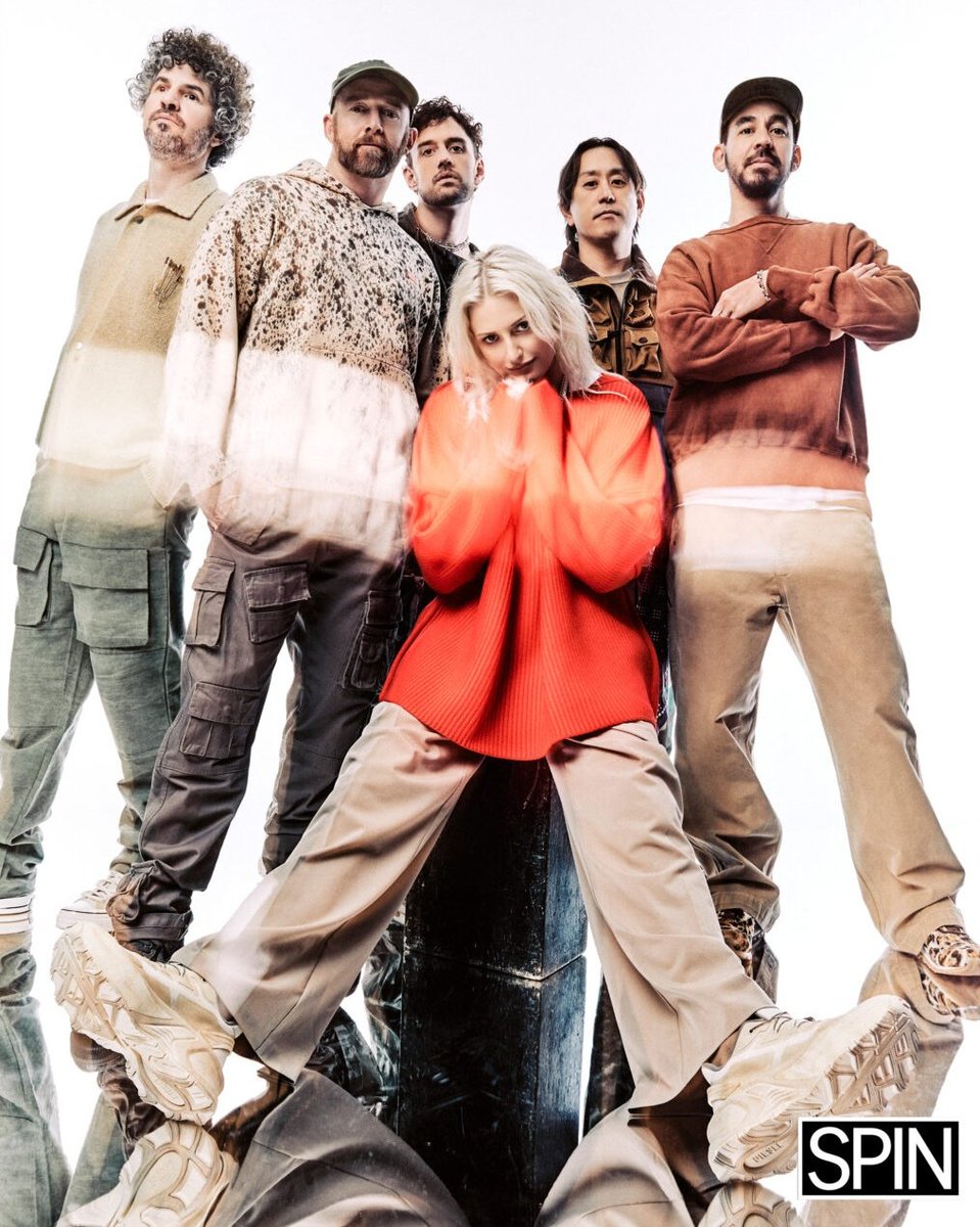 umdiadecadax1's tweet image. "É COMO UMA FAMÍLIA. VOCÊ QUER FAZER TUDO O QUE PUDER PARA NÃO ESTRAGAR TUDO, SÓ POR ELES." - Emily Armstrong
amo tantoo!!! 😭😭