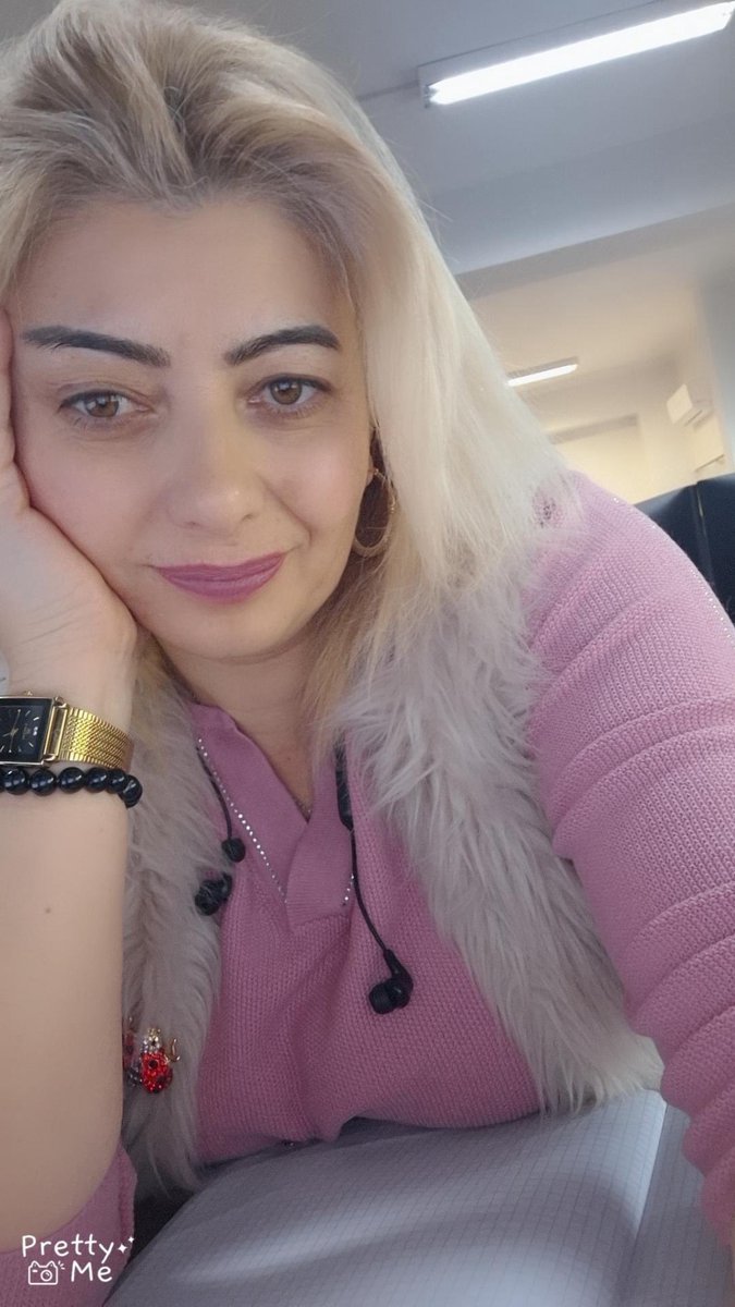 lavinyaa06's tweet image. İyi akşamlar millet 👋
