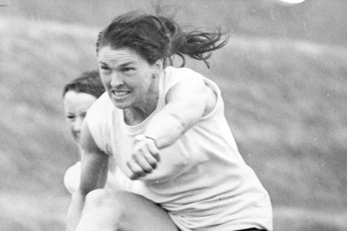 CatharineHoey's tweet image. Very sad to hear of Maeve’s death. She had a wonderful life and gave support and encouragement to so many young people,including myself many many years ago when I joined Ballymena Athletic club. It seems like the end of an era in athletics.
