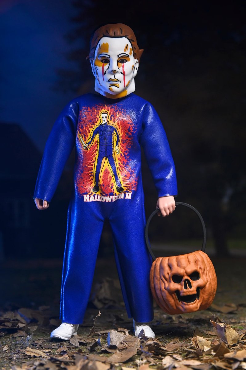 HalloweenDaily's tweet image. Ben Cooper Costume Kids Series 9 from Neca includes a vintage Ben Cooper-style HALLOWEEN II #MichaelMyers costume, plus #ArtTheClown, and more. Watch our latest update: youtu.be/zSPhMkmeDVQ
🎃