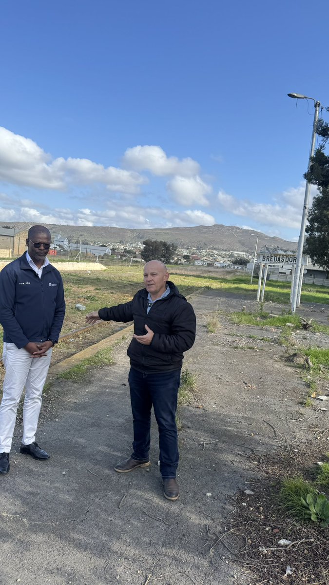 IsaacSileku's tweet image. ๐ The Overberg Freight Rail Business Case is taking shape, driven by a shared commitment of reconnecting the Overberg region to the Belcon inland terminal and Port of Cape Town.
#OverbergFreight #FreightMobility