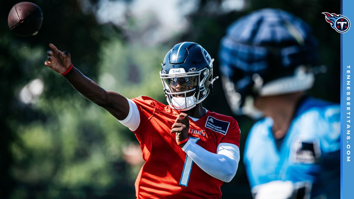 jwyattsports's tweet image. Observations from Day 1 of @Titans training camp, when @Cameron7Ward went 12-of-17 and described it as a "mid" practice for the offense.
READ bit.ly/4kTdpWW