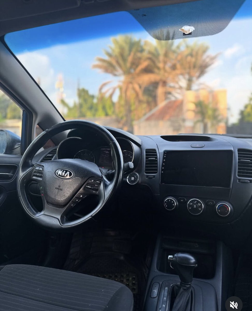 Automall_ng's tweet image. Clean used KIA 2014 model
Price:7.3m
Duty: paid
Location: Kaduna
@__yellows @abujastreets
Retweet pls馃檹