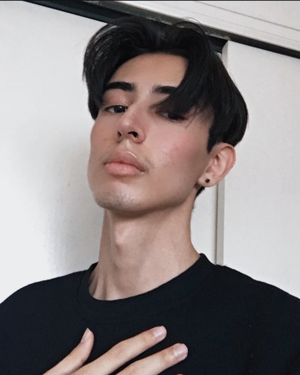 Hectorxsosa's tweet photo. Feeling myself 

#selfie #me #mecore #model #face #aesthetic #darkaesthetic #tumblr #tumblrboy #facecard https://t.co/rjfVsm27Nw
