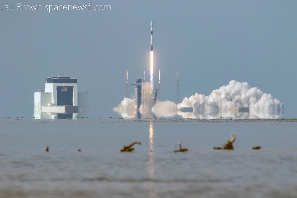 SchilkeScott's tweet photo. Team work makes the dream work! Very proud of the https://t.co/TGuheUrBqZ team! I covered the scrub on Monday. Aaron Taylor @PdxAdvPhoto &amp; Lau Brown @brasileight beautifully captured liftoff #SpaceX #SES 03b mPOWER 9&amp;10 at 5:12 PM July 22nd 2025. Take a look at all 17 photos! 🚀 https://t.co/TVfSN1lgD0