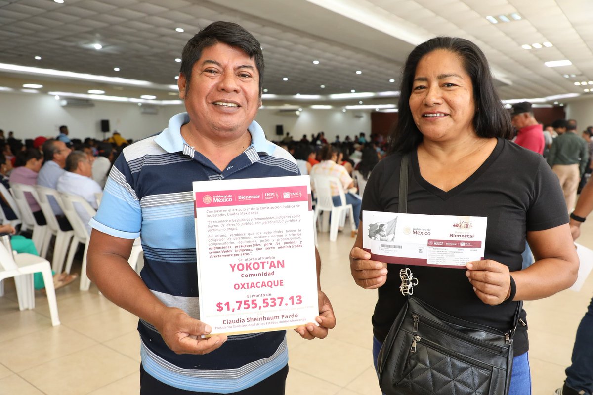 TabascoJavier's tweet image. En Centla, entregamos Tarjetas del Fondo de Aportaciones para la Infraestructura Social de los Pueblos y Comunidades Indígenas y Afromexicanas (FAISPIAM).