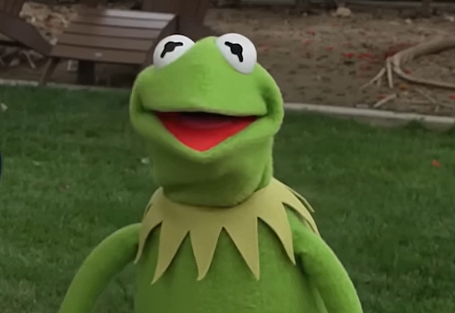 BLABBERMOUTHNET's tweet image. KERMIT THE FROG Shares Moving Tribute To OZZY OSBOURNE: 'No One Rocked Harder' blabbermouth.net/news/kermit-th…
