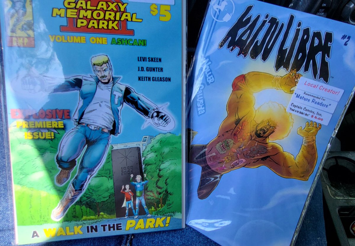 FaoCrenshaw's tweet image. Picked up at at my LCS, Captain Comics, today. @gmpcomic @LeviSkeen @GunterJDAuthor @storyarcwelder