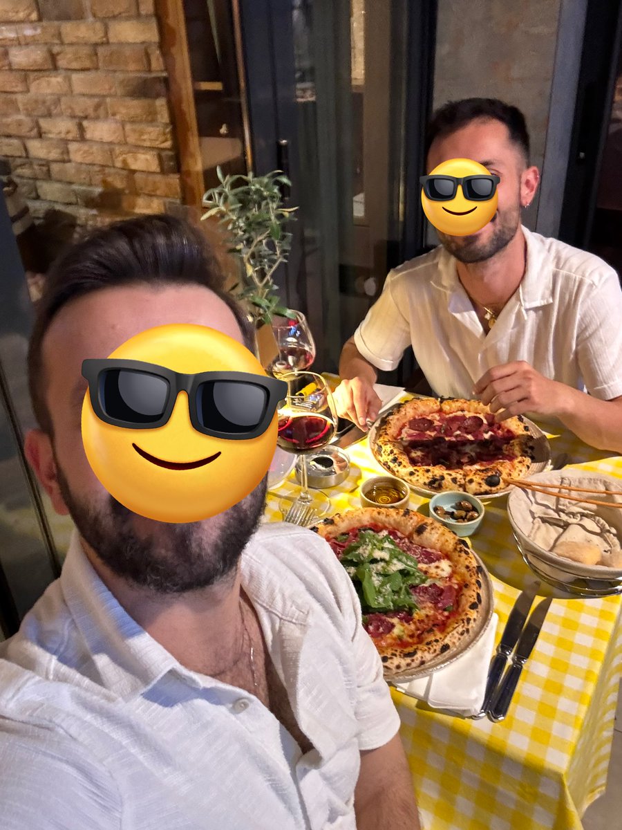 Öyle dur karşımda ve gülümse, ben ömür boyu savaşacak gücü bulurum.