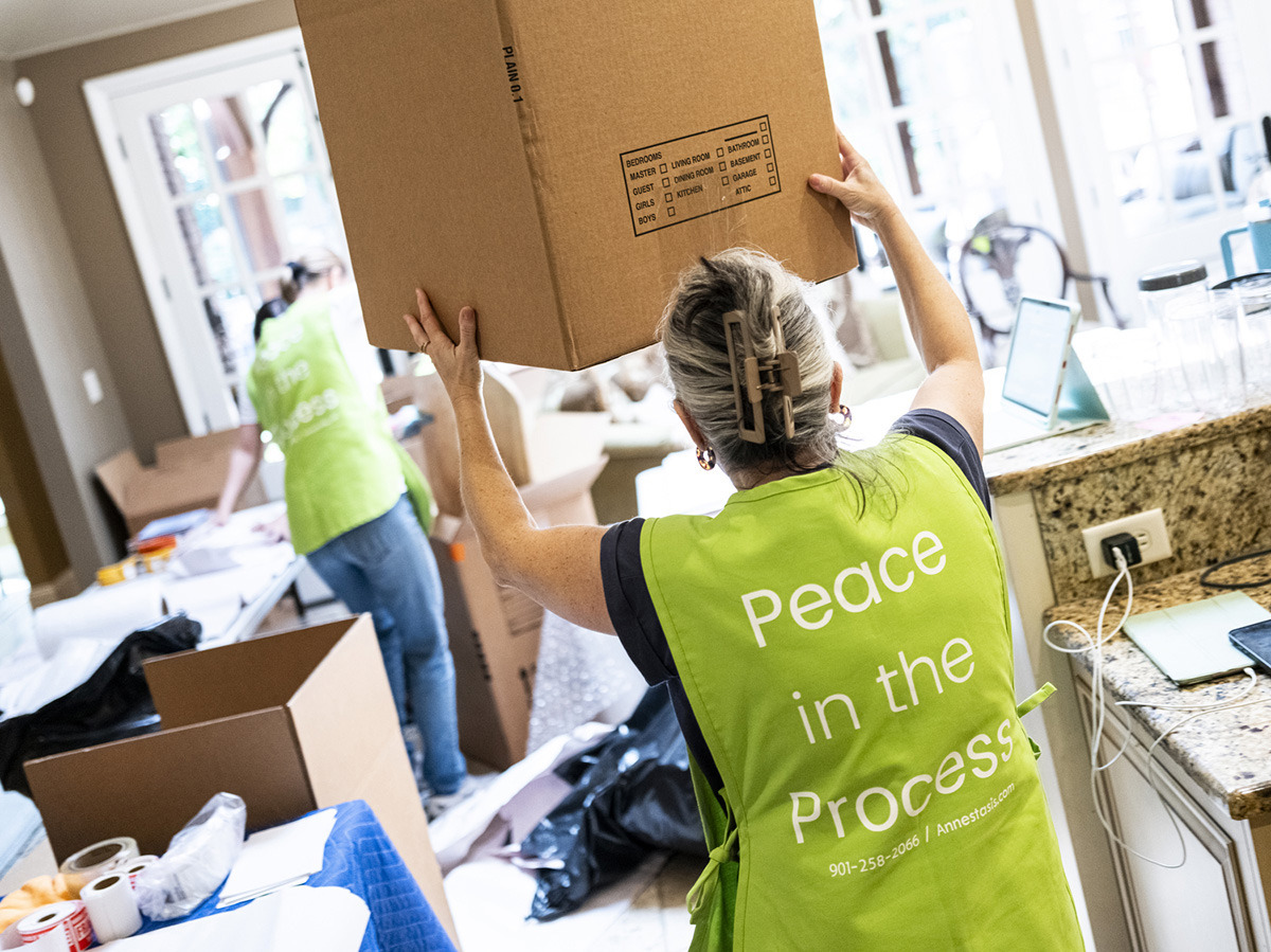 DailyMemphian's tweet image. Annestasis, Inc. is a local relocation company founded by Stacey Saed to help people move “with peace in the process.” Her largest client base is retirement communities. “If we can use ‘home’ as a verb, I think that’s what we do ... we get people home.” dailymemphian.com/subscriber/sec…