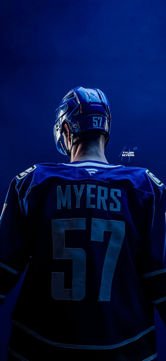 Canucks's tweet image. Happy #WallpaperWednesday!
We think your background could use a refresh. 📲