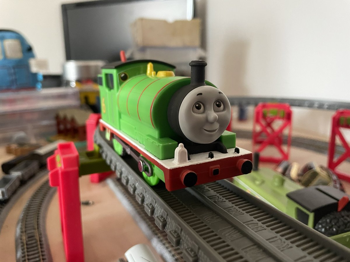 WillSchofe890's tweet image. Seeing as the UK isn&apos;t getting the new motorised 3 packs, thought i would give Percy the extra details he deserves! 👀