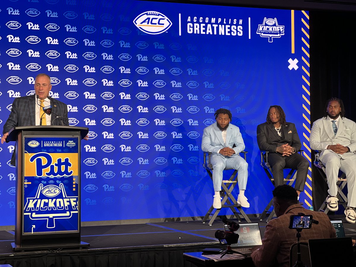 CottonBowlGame's tweet image. Talking Time in the Queen City 🏈
A lot of talking going on in Charlotte for the 2025 @ACCFootball Kickoff. Which team is your favorite to play in this year's @CFBPlayoff Quarterfinal at the 90th #GoodyearCottonBowl Classic?
Let us know! 👇
#LikeNoOther