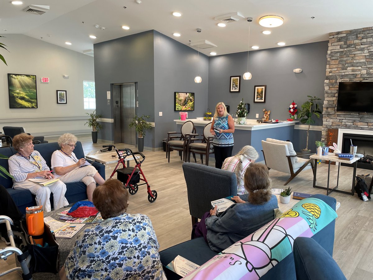 NCInsuranceDept's tweet image. Earlier this week, DOI staff joined senior citizens at The Landings of Rockingham in Reidsville for one of their community programs. Here, we provided important information about our SHIIP program. Thanks to The Landings of Rockingham for having us!