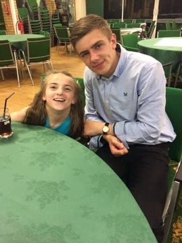 Ellise_Hayward_'s tweet image. Happiest of birthdays to my eldest brother! You are not that far off from 30 (no need to thank me for the reminder, my pleasure😉) Can’t wait to see you soon, I’ve missed you lots! Love you to the moon and back Brandon❤️❤️❤️