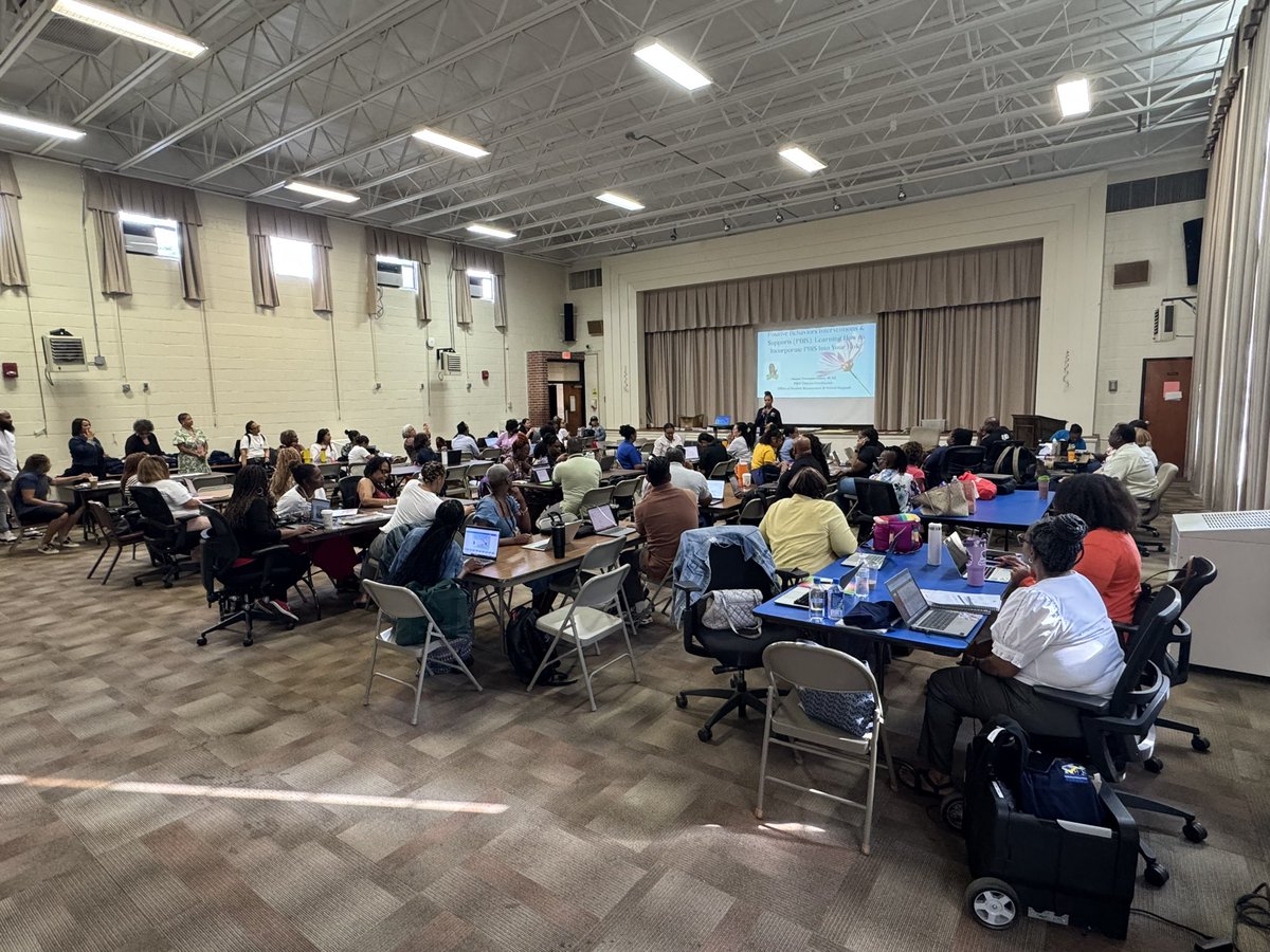 PGCPS_OCS's tweet image. @PGCPS_OCS continued with our summer professional learning series today with our amazing CSCs focusing on understanding their role in PBIS. An awesome learning hosted by PGCPS PBIS Coordinator, Anissa Freeman-Jones. #communityschools #pbis