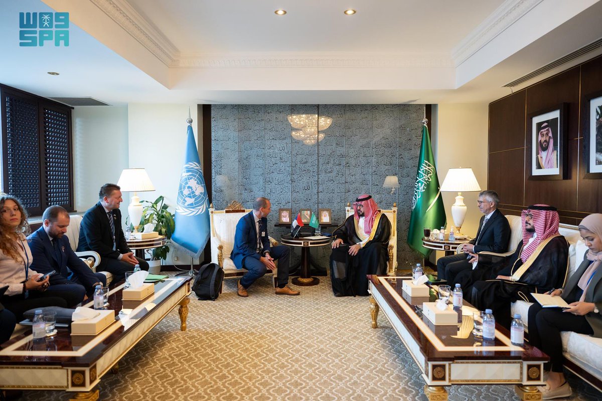 SPAeconomic's tweet image. وزير الاقتصاد والتخطيط يجتمع مع وزير التنمية الإقليمية في جمهورية التشيك.
spa.gov.sa/N2366070
#واس_اقتصادي