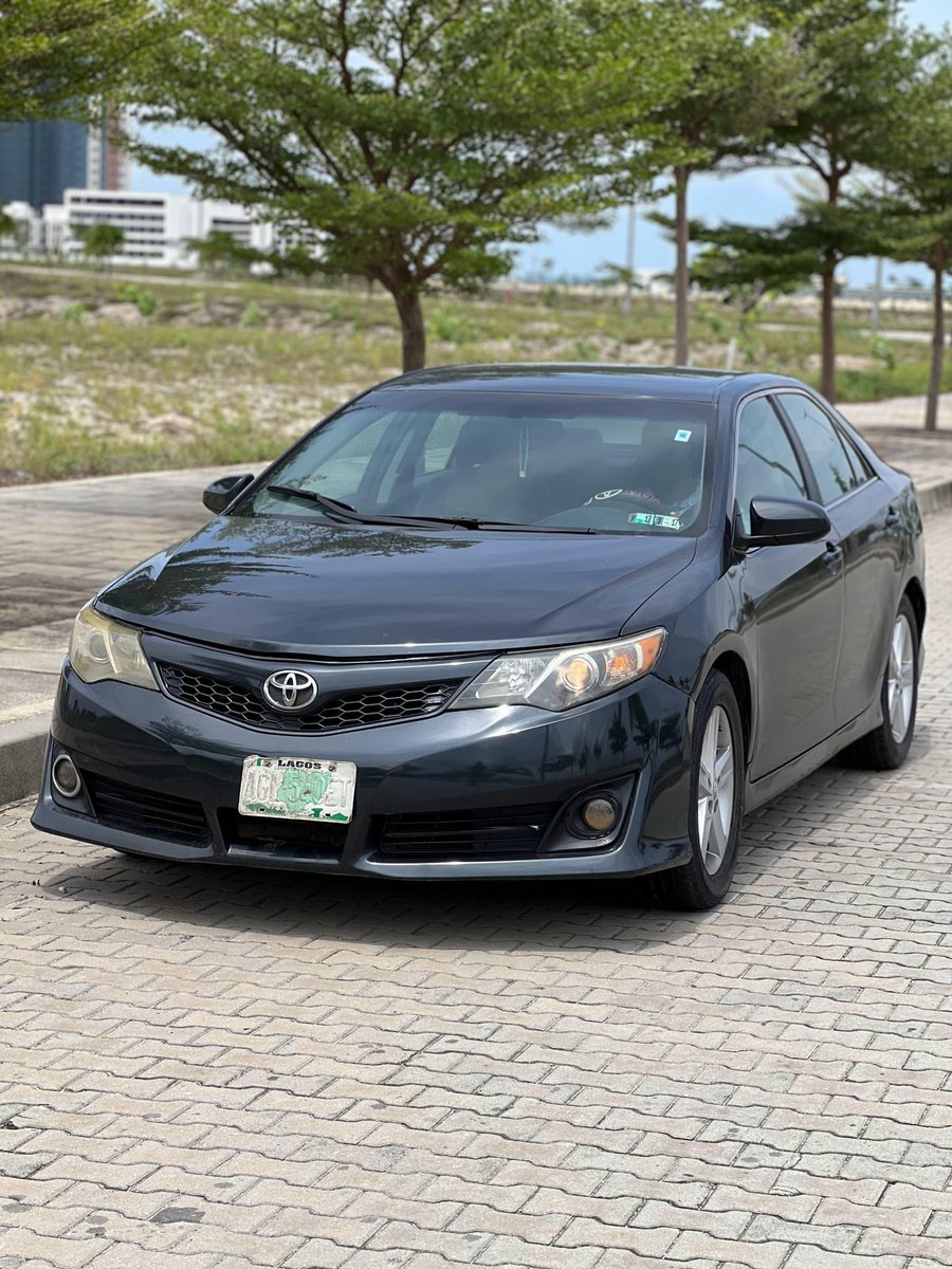 SOUTHCARNG_LTD's tweet image. WHAT YOU NEED MIGHT JUST BE SIMPLE AIRPORT PICKUP/DROPOFF 🤷
CALL ME AND BOOK A SELECTION 📞
HILUX
PRADO
CAMRY
SIENNA
ALL FOR HIRE
PRICE RANGE: 100k-250k/booking (ITINERARY & VEHICLE DEPENDENT)
DRIVING AND FUELING HANDLED
LAGOS/IBADAN
WhatsApp/call: 09138601779
#CarRental