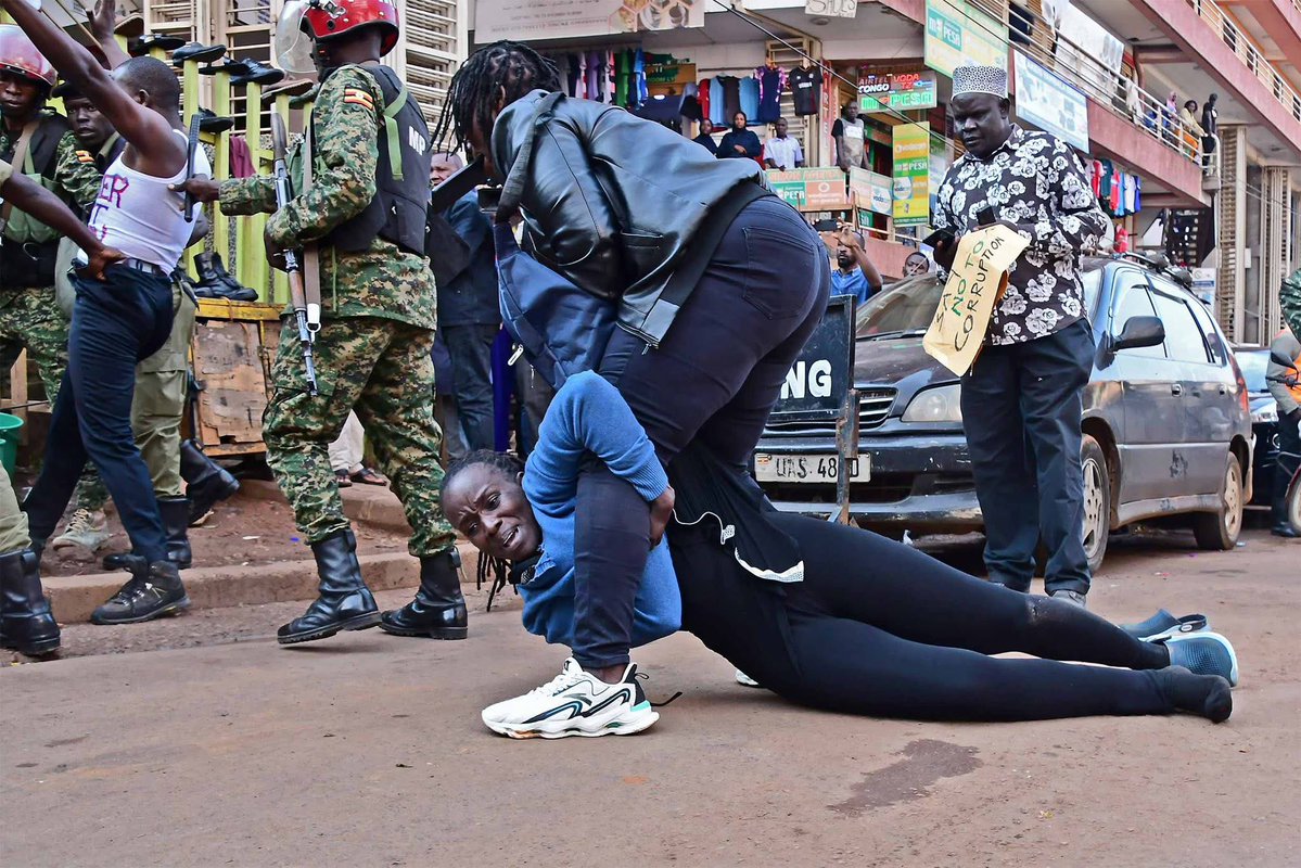 Sylvia_Namutyab's tweet image. 23/07/2024 By this time, we had achieved a state of stability in Luzira prison,not as a result of engaging in criminal behavior but because we were demanding the resignation of corrupt officials responsible for embezzling funds intended for medical care, quality education, and…