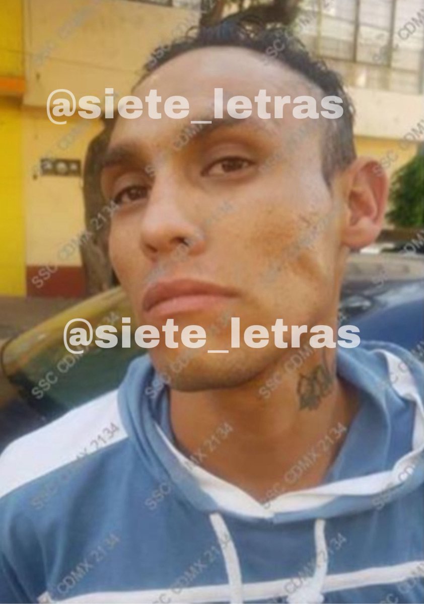 siete_letras's tweet image. Matan por la espalda a ex reo de peligro:
Era Martín Moncada. Estuvo 4 veces preso por robos violentos y en el “Diamante”, cárcel de máxima seguridad.
Fue a un narcopunto en Rincón Gallardo y Echegaray, Daniel Garza, donde un motosicario lo “cazó” y le disparó.