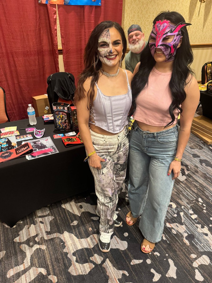 EnglishLeo's tweet image. #WomanCrushWednesday - @thunderrosa22
