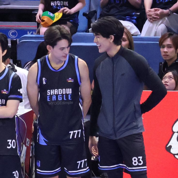 josswyyar's tweet image. #JossGawin three tweets au.

the fact is you really are not finished with your past and it hurts. —G