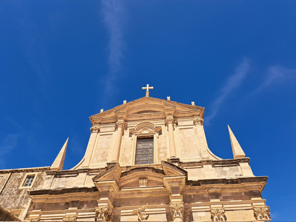 AuthorTracyRees's tweet image. 6 weeks ago, I came back from my research trip to Dubrovnik. My heroine hasn't arrived yet, but she's on her way! I'm reminiscing about my time there and looking forward to hers. What a perfect setting for a bit of drama! #thebrightwatersisters #writing #books #HistoricalFiction