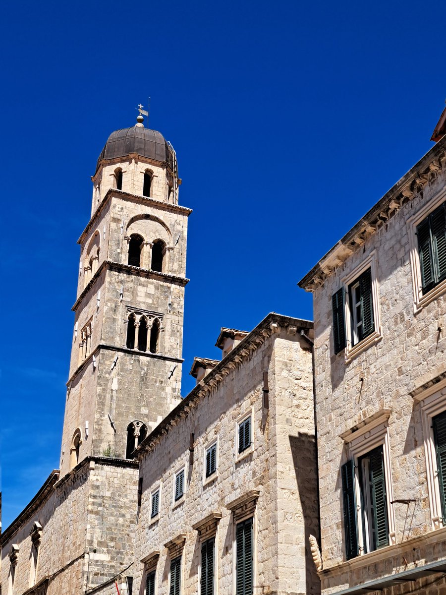 AuthorTracyRees's tweet image. 6 weeks ago, I came back from my research trip to Dubrovnik. My heroine hasn't arrived yet, but she's on her way! I'm reminiscing about my time there and looking forward to hers. What a perfect setting for a bit of drama! #thebrightwatersisters #writing #books #HistoricalFiction