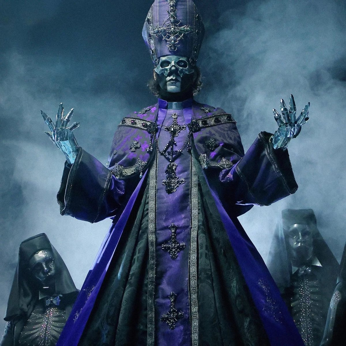AK74StL's tweet image. Seeing Ghost @thebandGHOST next week in STL and wondering if they will be able to work an Ozzy or Sabbath song into the setlist or not.