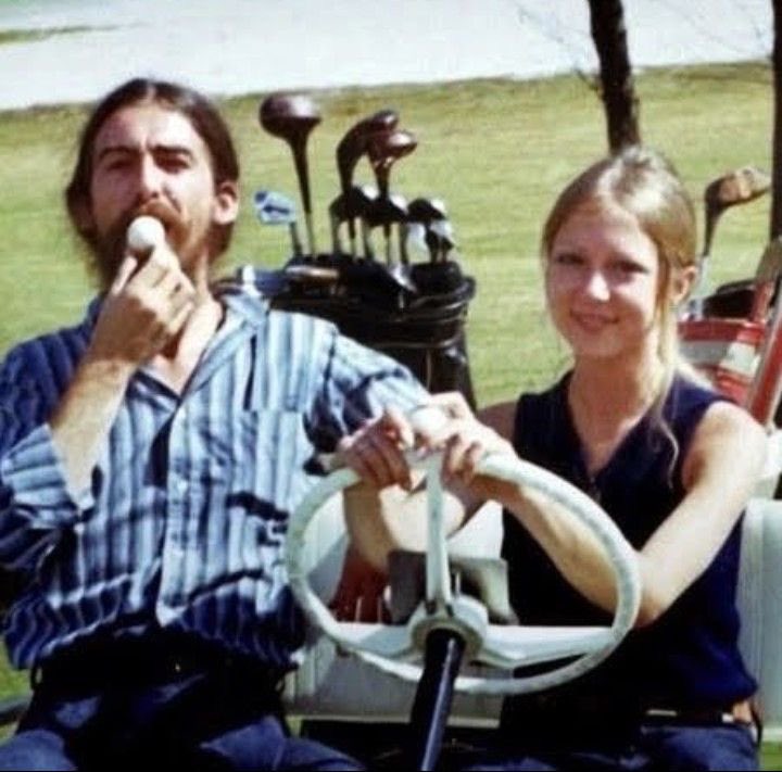 apple_c0rps's tweet image. George Harrison and Pattie Boyd cruising on a golf cart (1970)