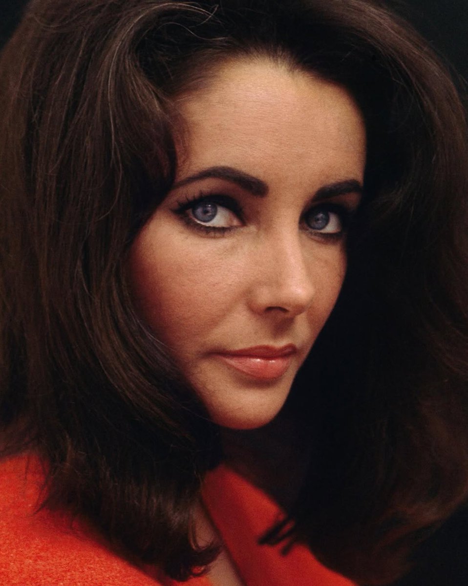 HGACinema's tweet image. Elizabeth Taylor photographed by William Klein in Paris for Vogue France, 1965.