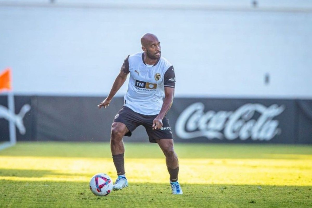 RMValencia's tweet image. FOULQUIER
🎙️ Info @RadioMARCA
👨⚕️ El jugador no entra en la convocatoria del partido amistoso vs Leganés por unas molestias leves propias de la pretemporada
🔥 Aseguran que NO son problemáticas